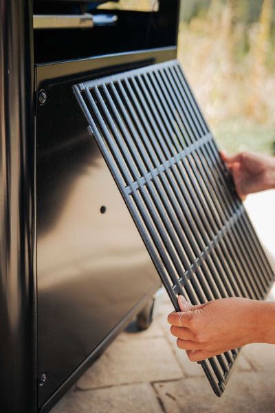 Газовий гриль Weber Genesis E-325s, чорний