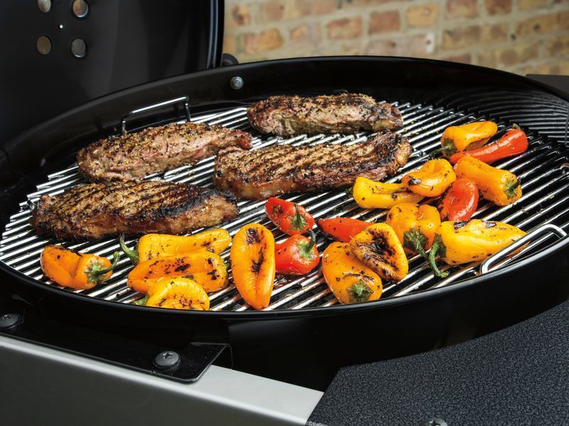 Вугільний гриль Weber Performer Deluxe GBS 57 см, чорний
