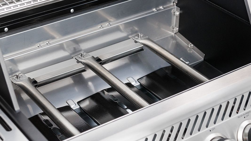 GRILLI Senator Pro-32 Gas Grill with BBQ Block Fire System 700377