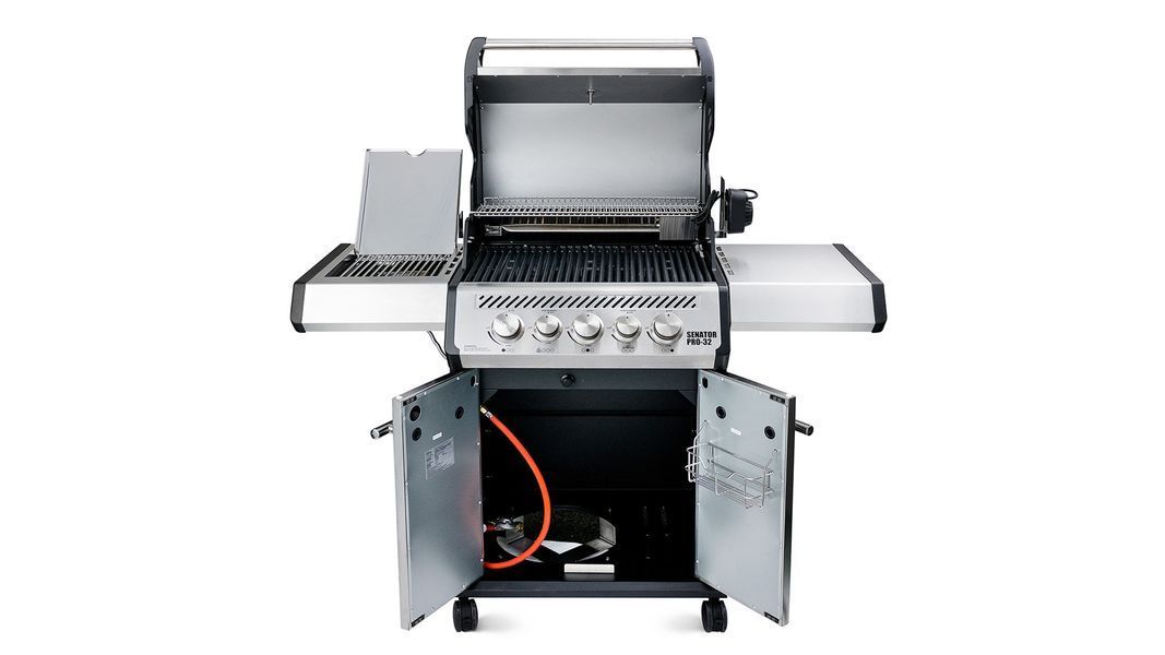 GRILLI Senator Pro-32 Gas Grill with BBQ Block Fire System 700377