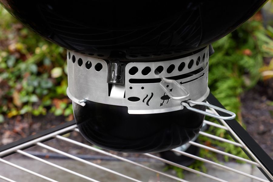 Вугільний гриль Weber Summit Е6 61 см, чорний