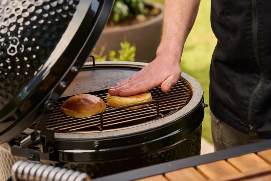 Гриль керамічний Big Green Egg ONYX LARGE