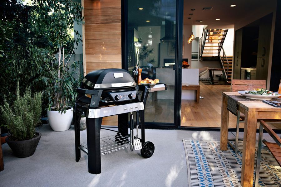 Weber Pulse 2000 Electric Grill