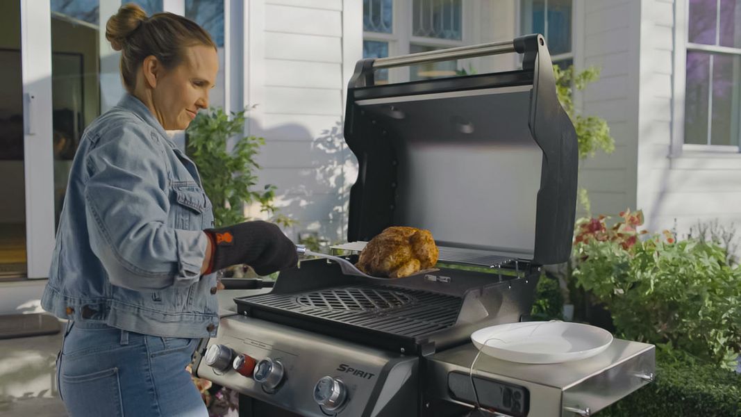 Weber Spirit EPX-325S GBS Gas Grill, Black