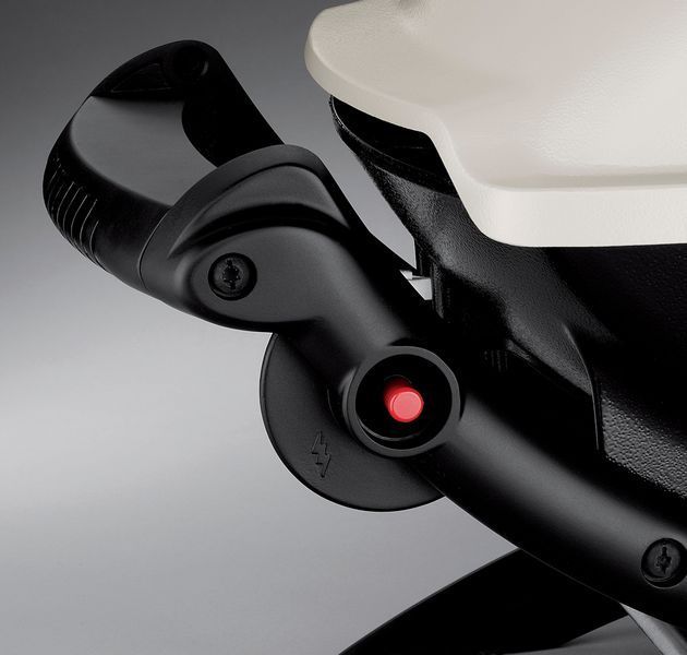 Газовий гриль Weber Q 1000, титановий