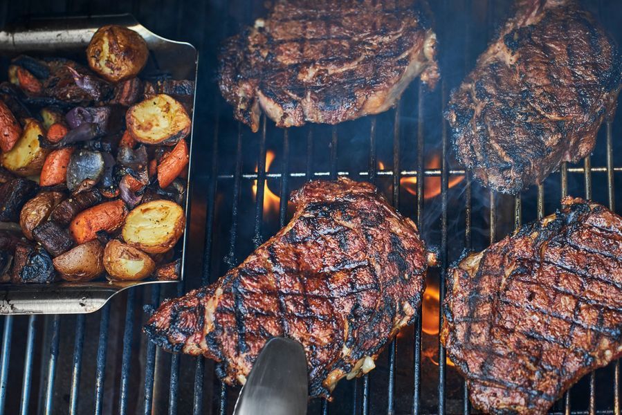 Гриль пелетний Weber SmokeFire EX6 GBS