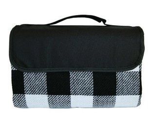 Коврик для пикника Tramp TRS-058-12 150х135 см черный